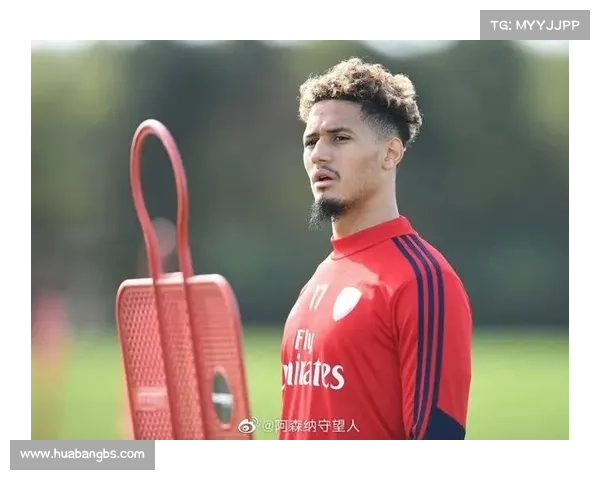 坎贝尔在球队中的位置与角色解析：全面解读他的作用和贡献