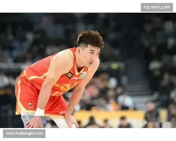 布朗与孙铭徽的表现如何左右比赛胜负的关键因素分析